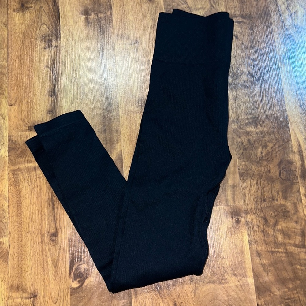 Black leggings